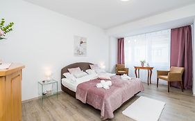 Perla Hradce 202